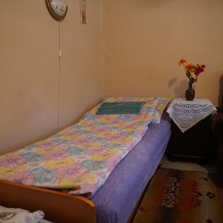 Piri Vendeghaz Hotel Hajduboszormeny Luaran gambar