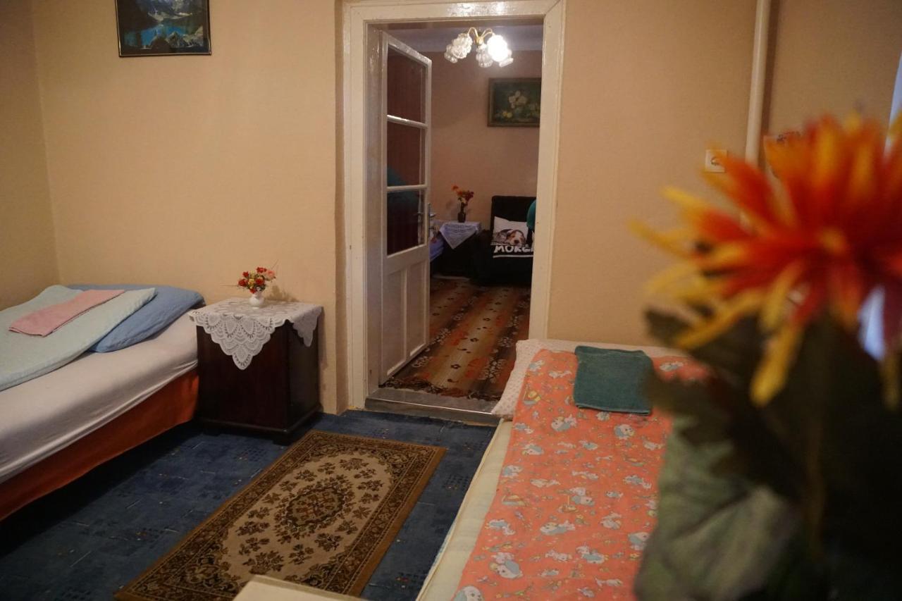 Piri Vendeghaz Hotel Hajduboszormeny Luaran gambar