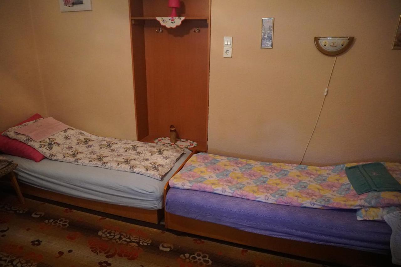 Piri Vendeghaz Hotel Hajduboszormeny Luaran gambar