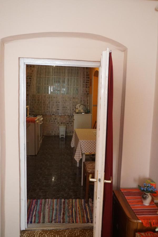 Piri Vendeghaz Hotel Hajduboszormeny Luaran gambar