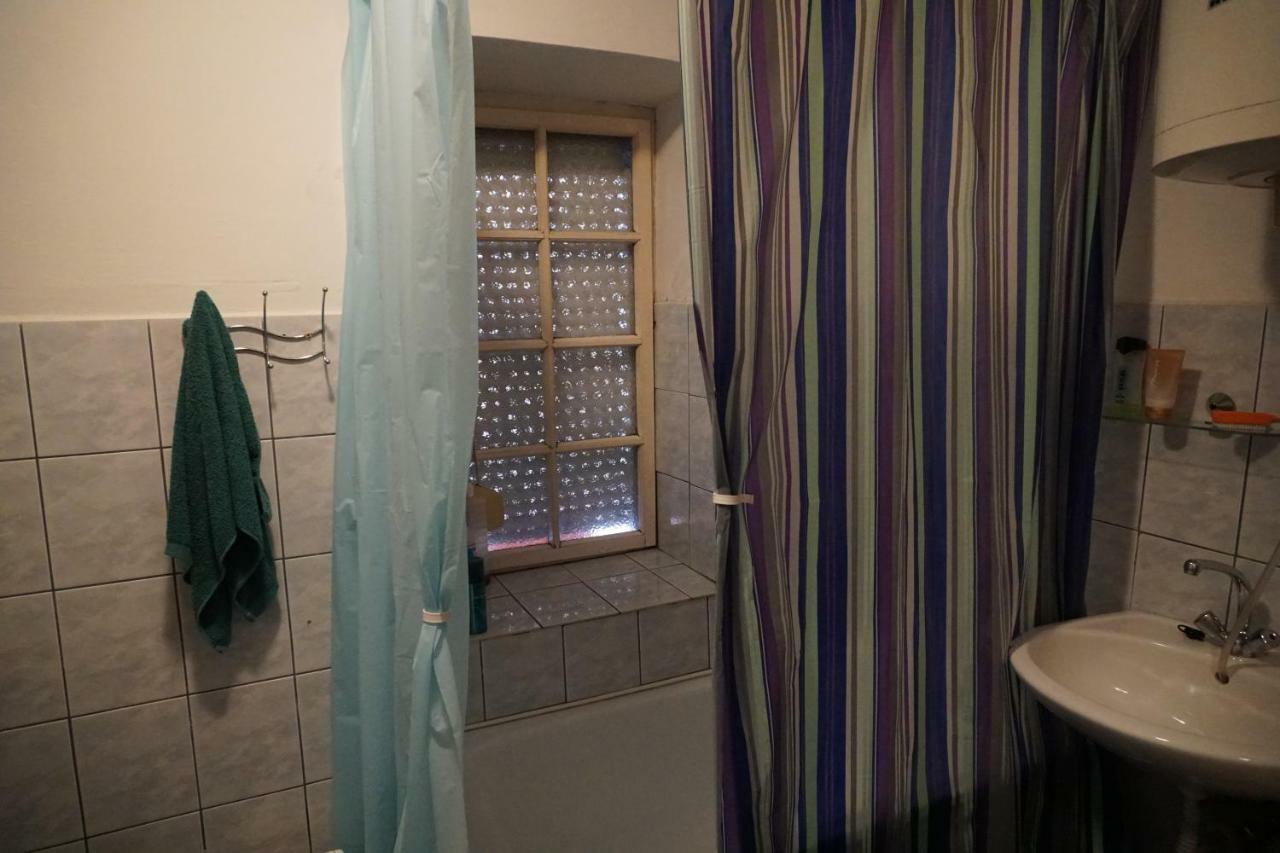 Piri Vendeghaz Hotel Hajduboszormeny Luaran gambar